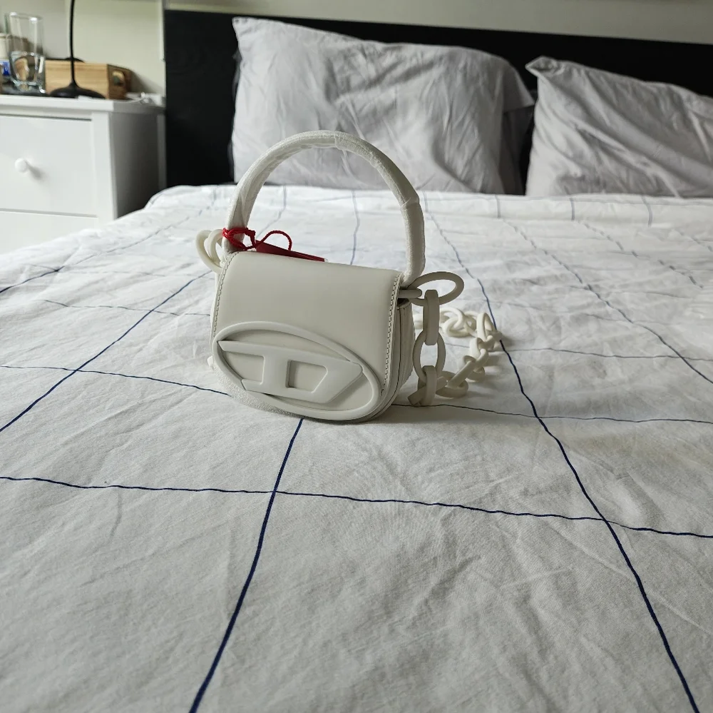 Diesel 1DR XS Leather Tote Bag - Picture 5 of 16